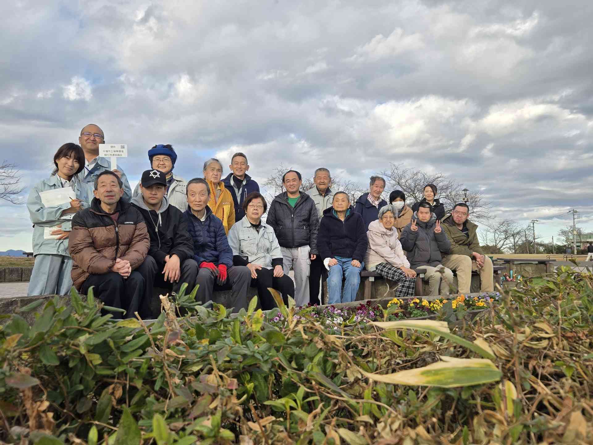 令和7年度　サンメッセしんわ・しんわやえくぼ　湘南平植栽