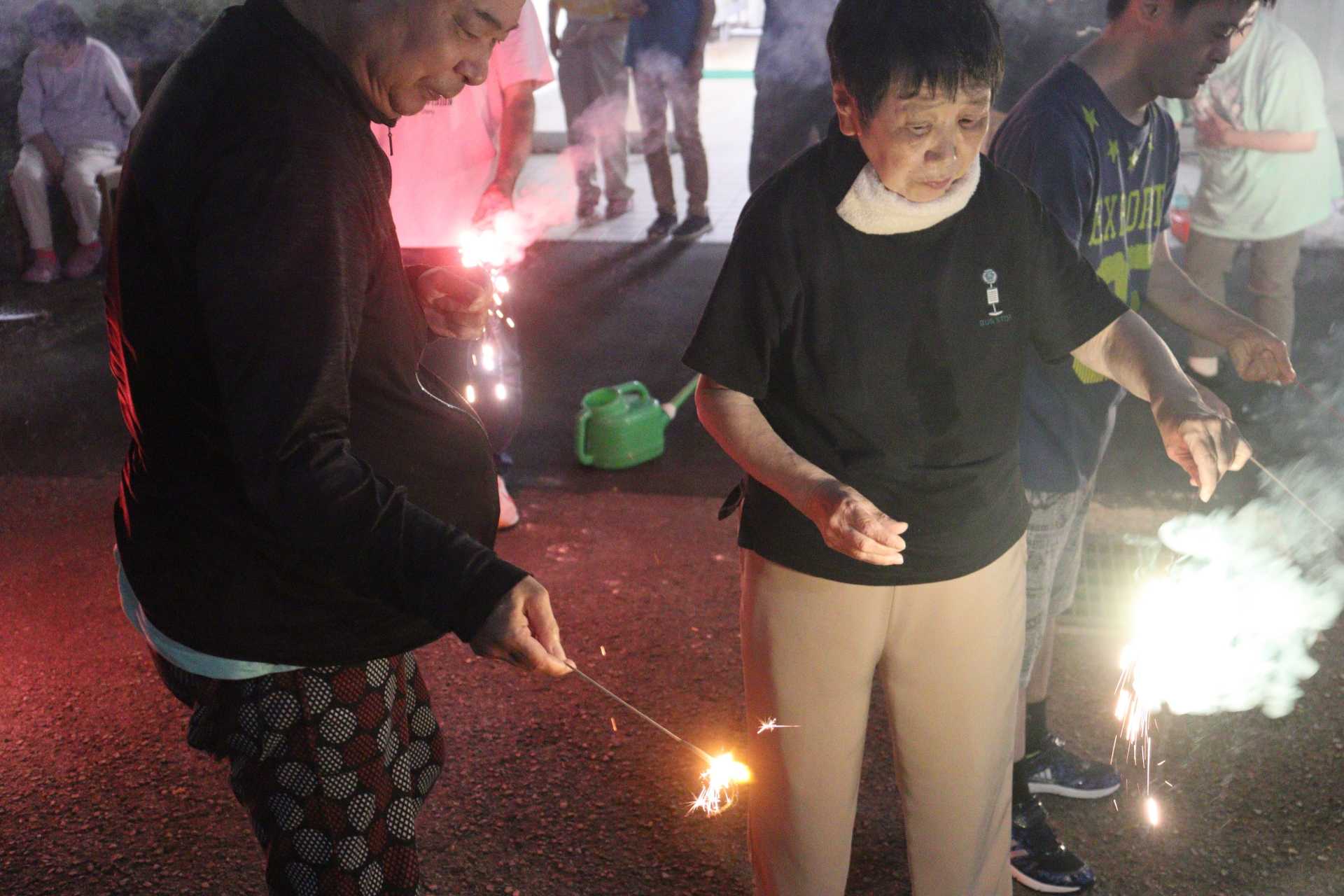 令和8年度8月 あさひホーム 花火大会